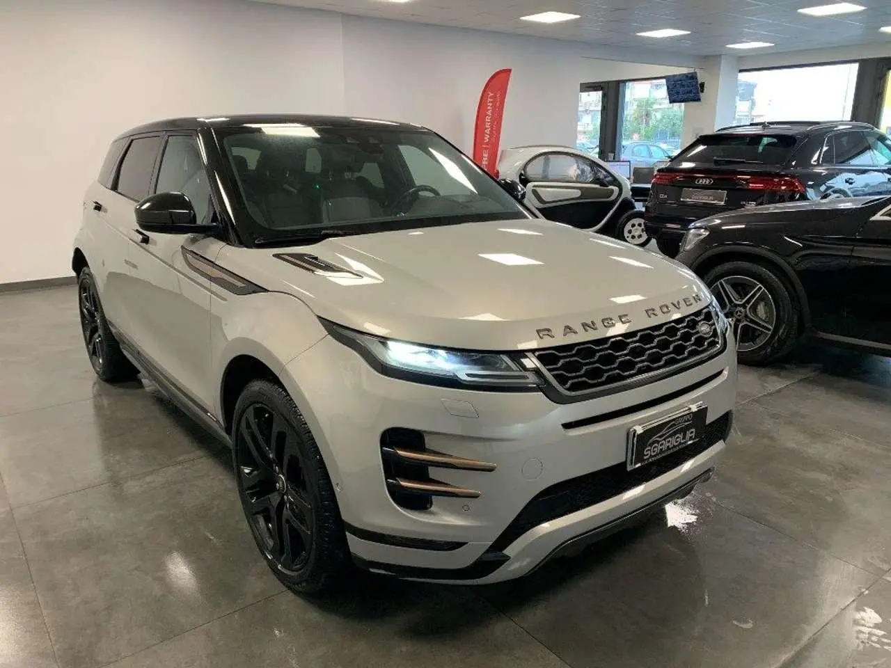 Photo 1 : Land Rover Range Rover Evoque 2019 Diesel