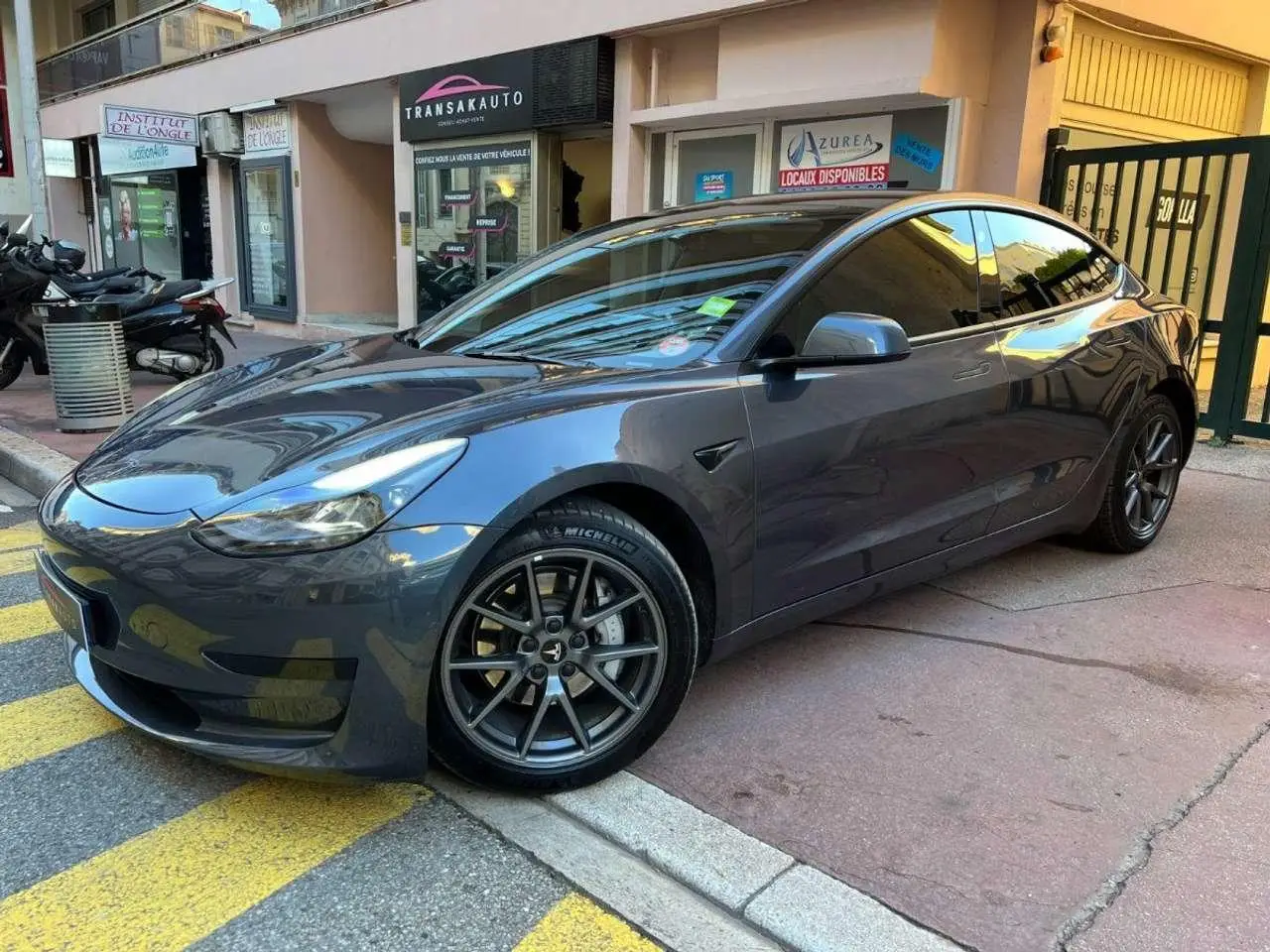 Photo 1 : Tesla Model 3 2022 Non renseigné