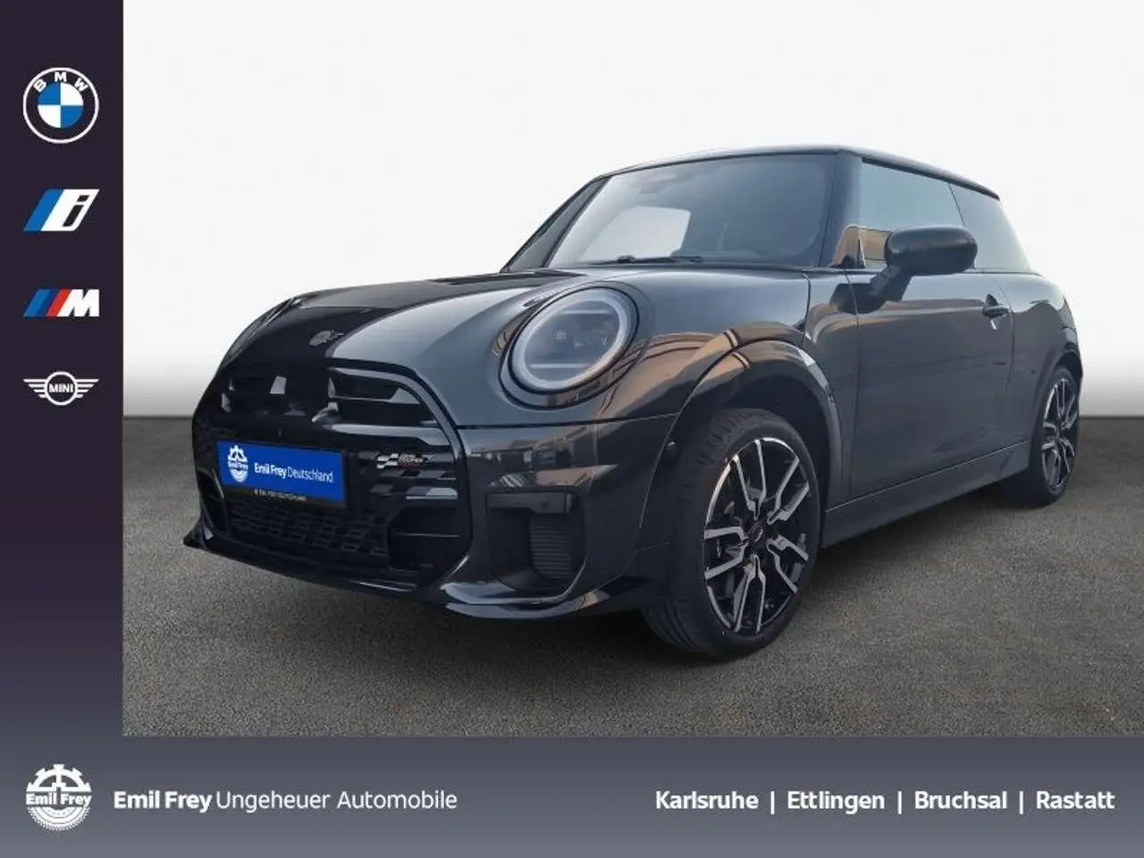 Photo 1 : Mini Cooper 2024 Petrol