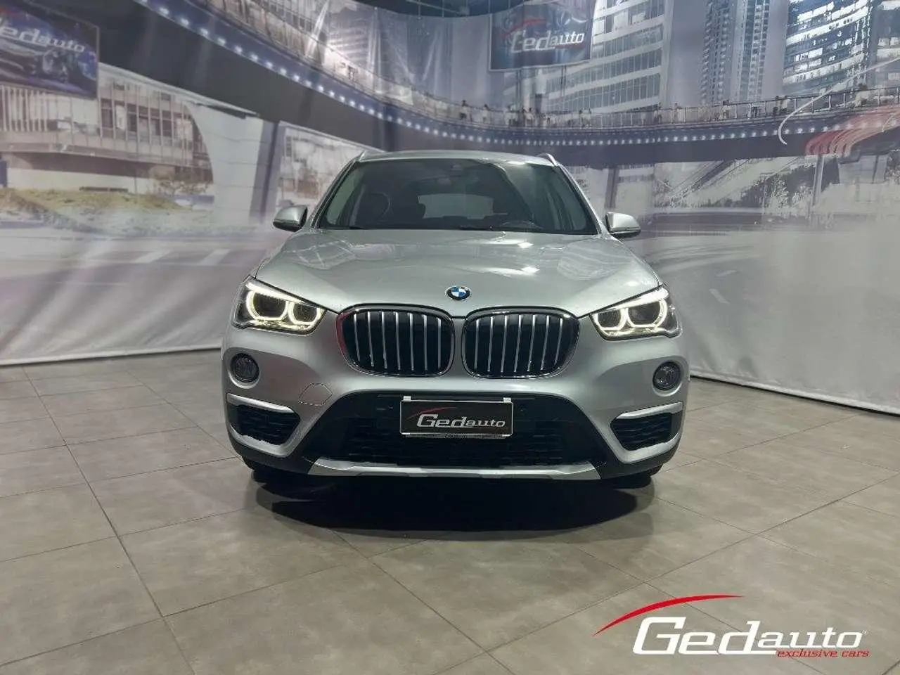 Photo 1 : Bmw X1 2018 Diesel