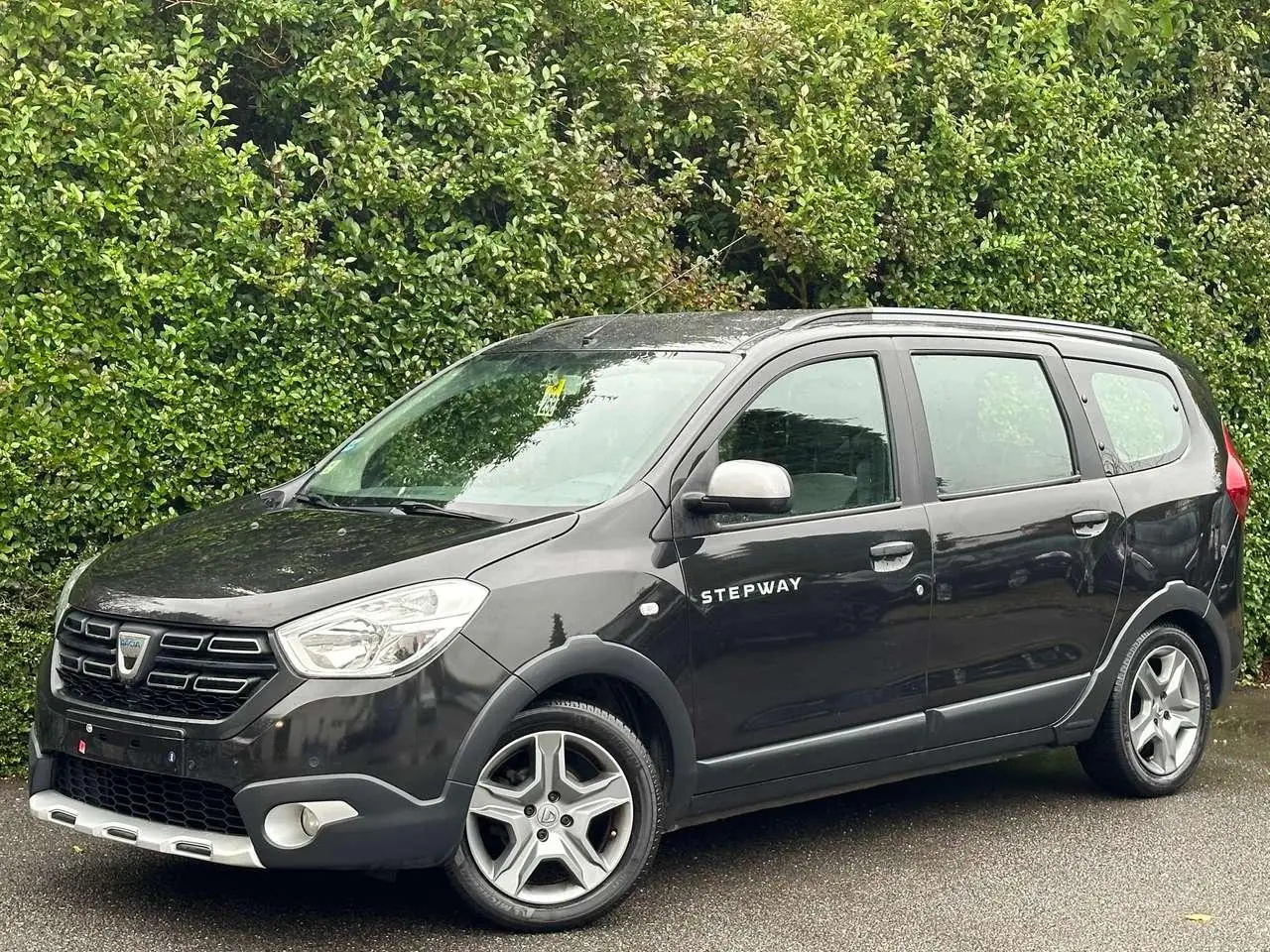 Photo 1 : Dacia Lodgy 2019 Petrol