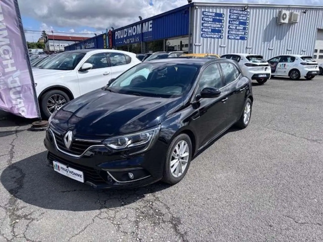 Photo 1 : Renault Megane 2016 Petrol