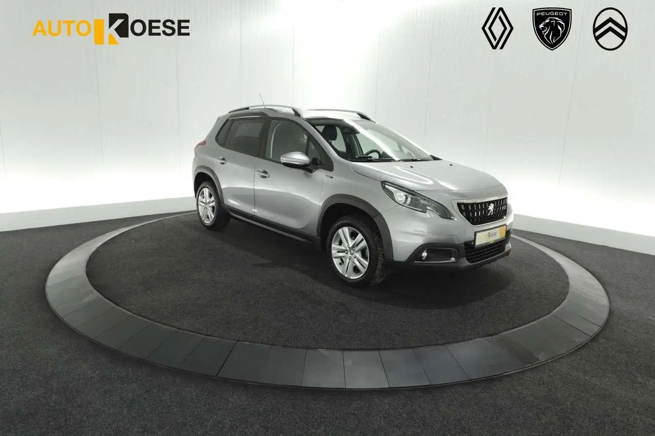 Photo 1 : Peugeot 2008 2019 Essence