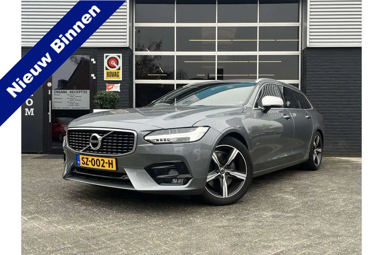 Photo 1 : Volvo V90 2018 Essence