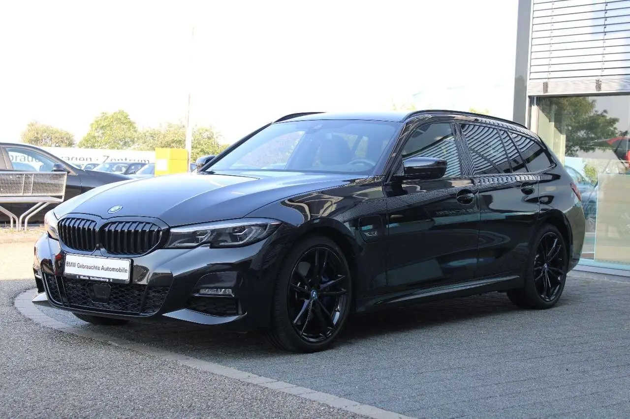 Photo 1 : Bmw Serie 3 2021 Hybrid