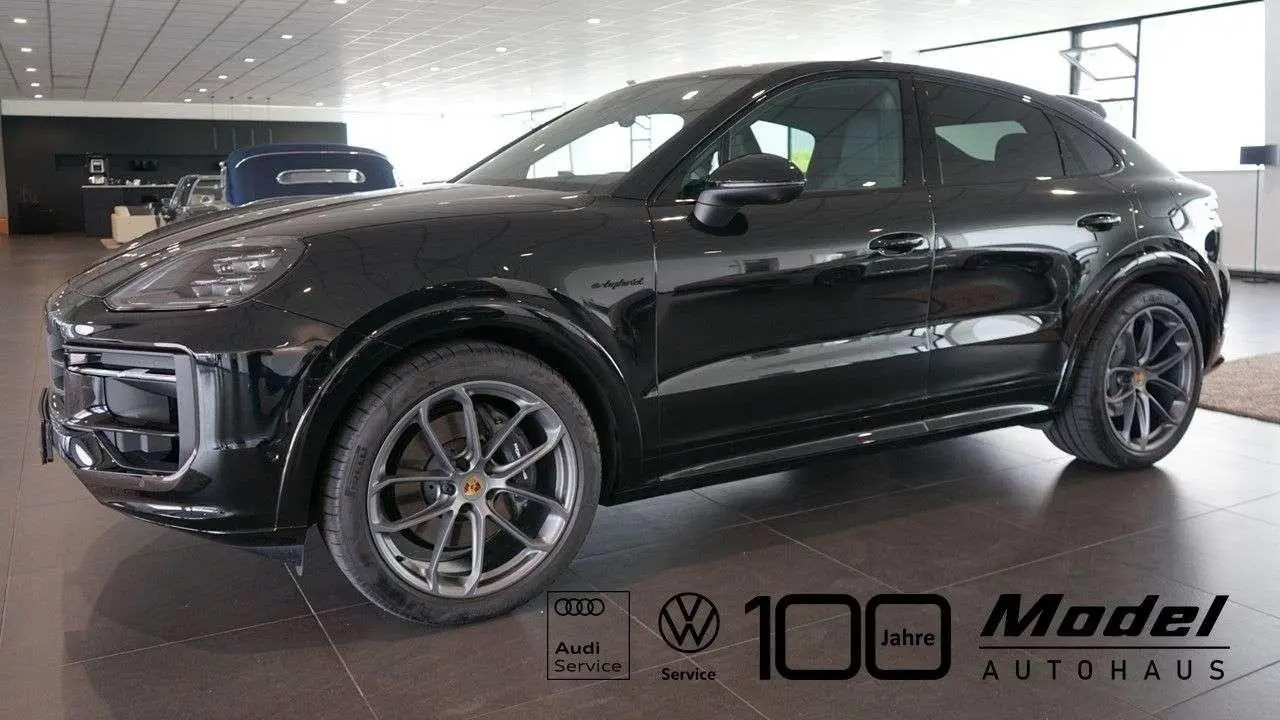 Photo 1 : Porsche Cayenne 2024 Hybrid