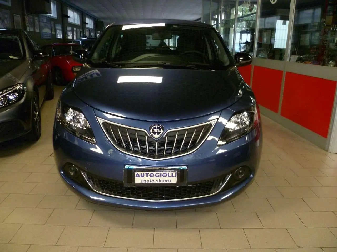 Photo 1 : Lancia Ypsilon 2023 Hybride