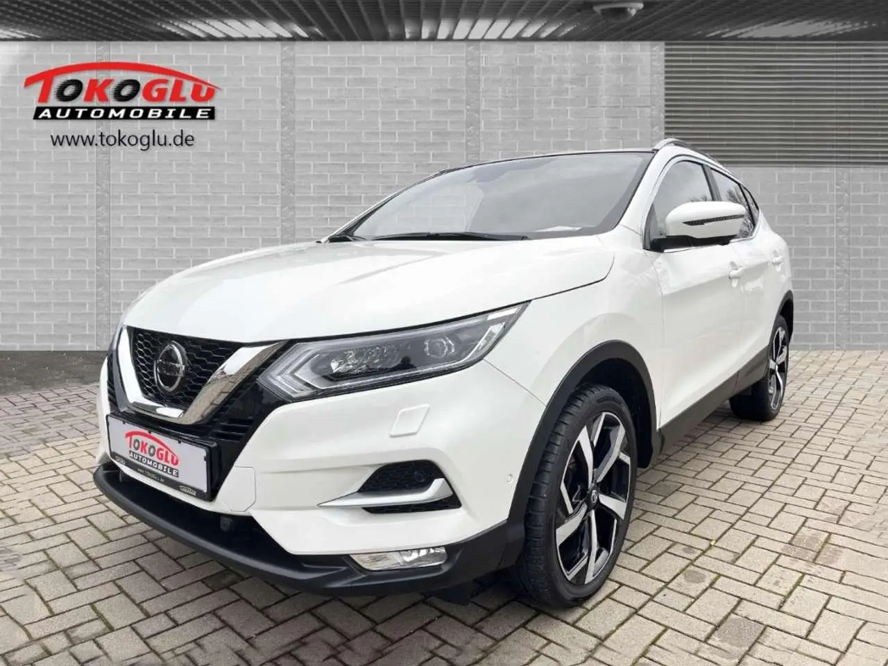 Photo 1 : Nissan Qashqai 2017 Petrol