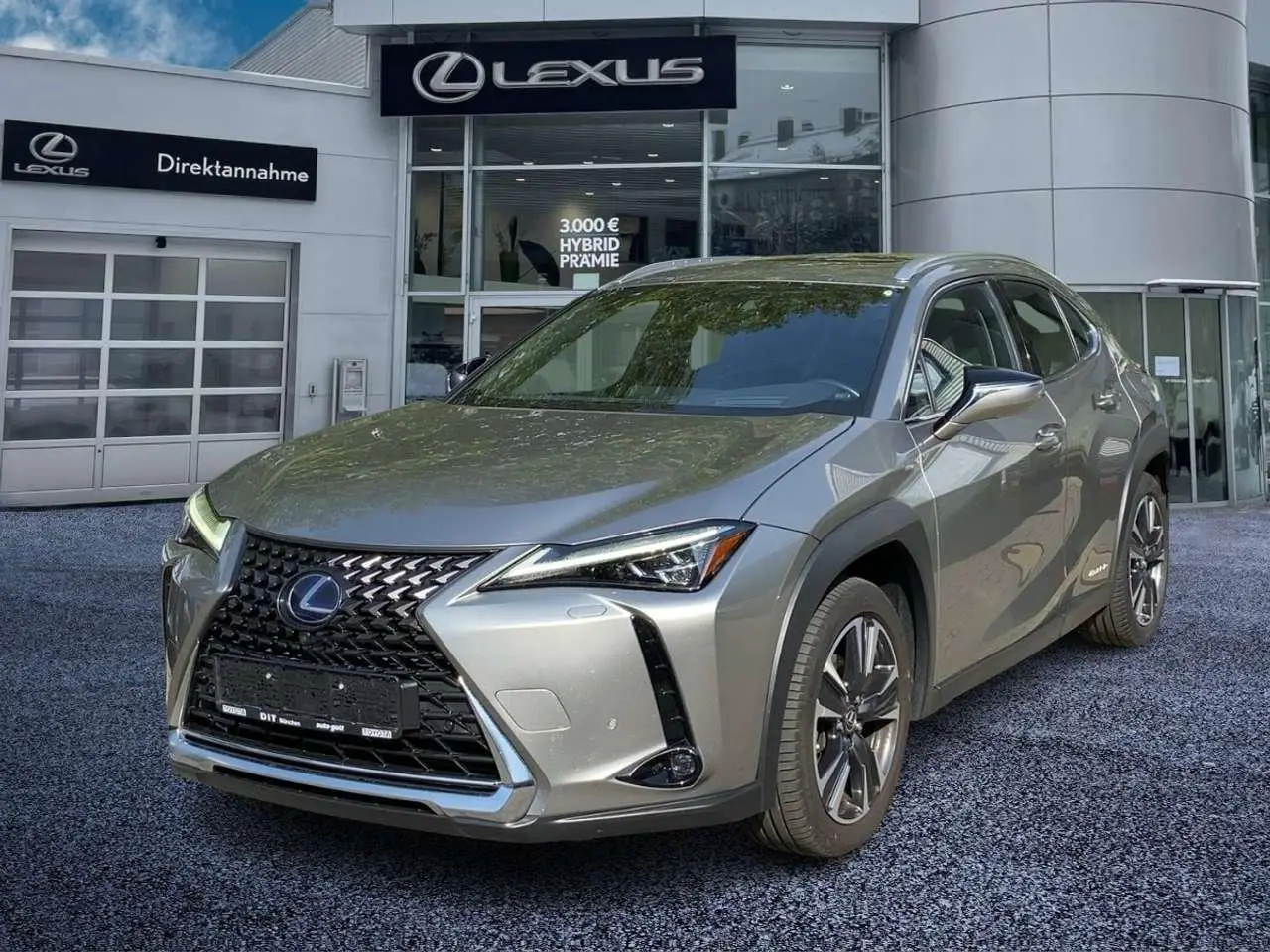 Photo 1 : Lexus Ux 2020 Hybrid