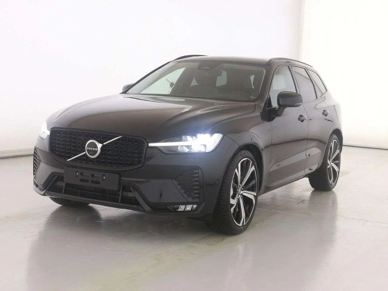 Photo 1 : Volvo Xc60 2024 Diesel