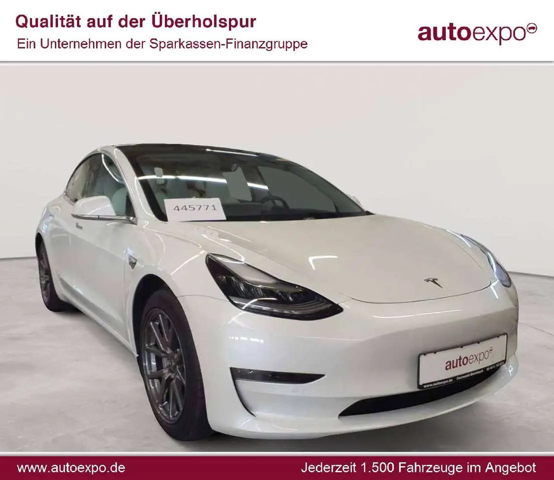 Photo 1 : Tesla Model 3 2020 Electric