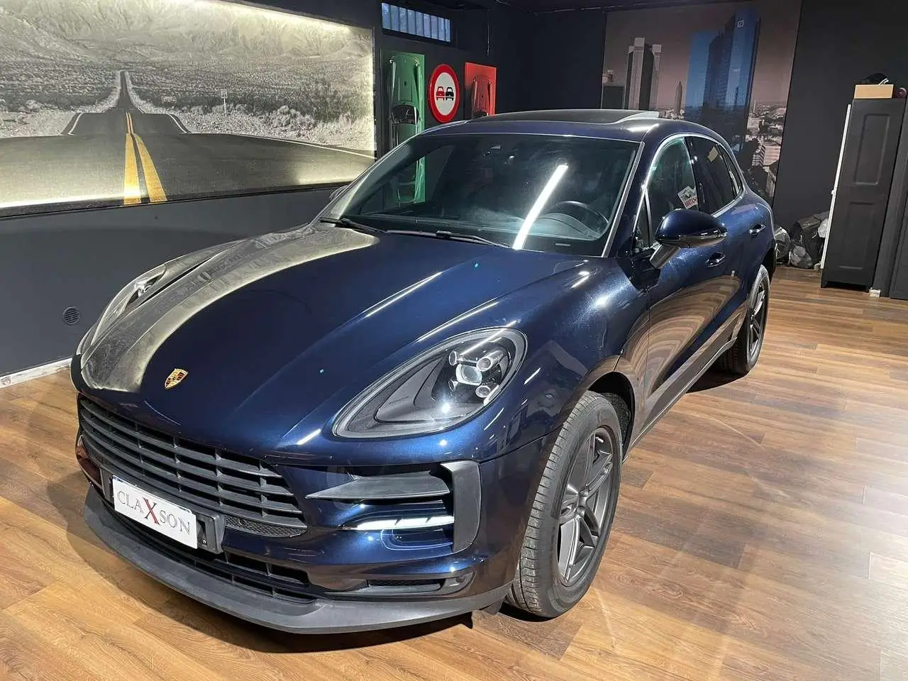 Photo 1 : Porsche Macan 2019 Essence