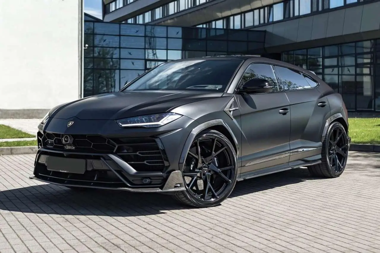 Photo 1 : Lamborghini Urus 2021 Petrol