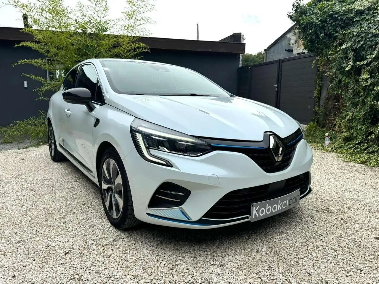 Photo 1 : Renault Clio 2020 Hybrid