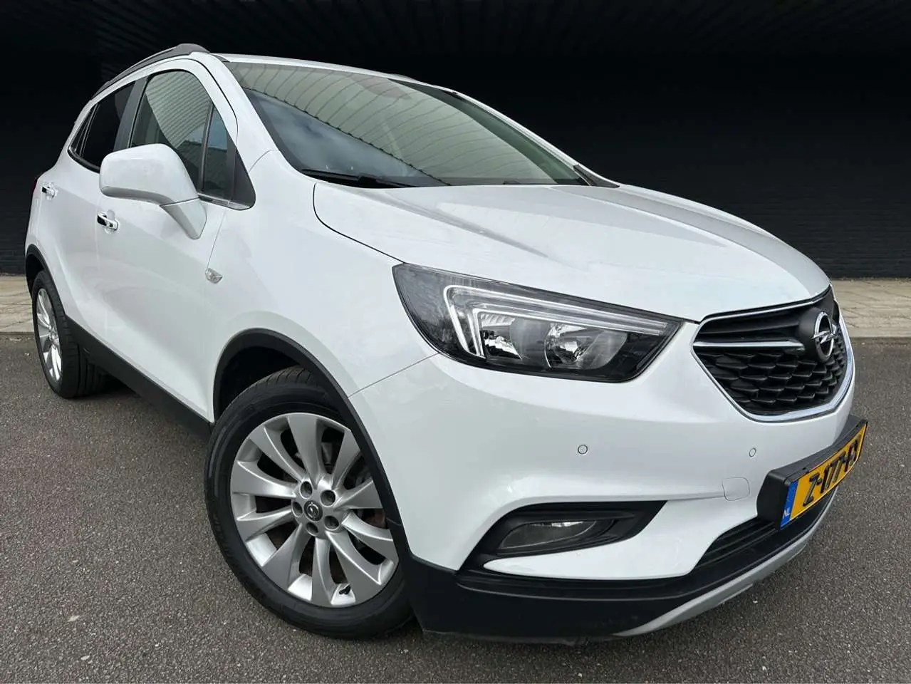 Photo 1 : Opel Mokka 2017 Petrol