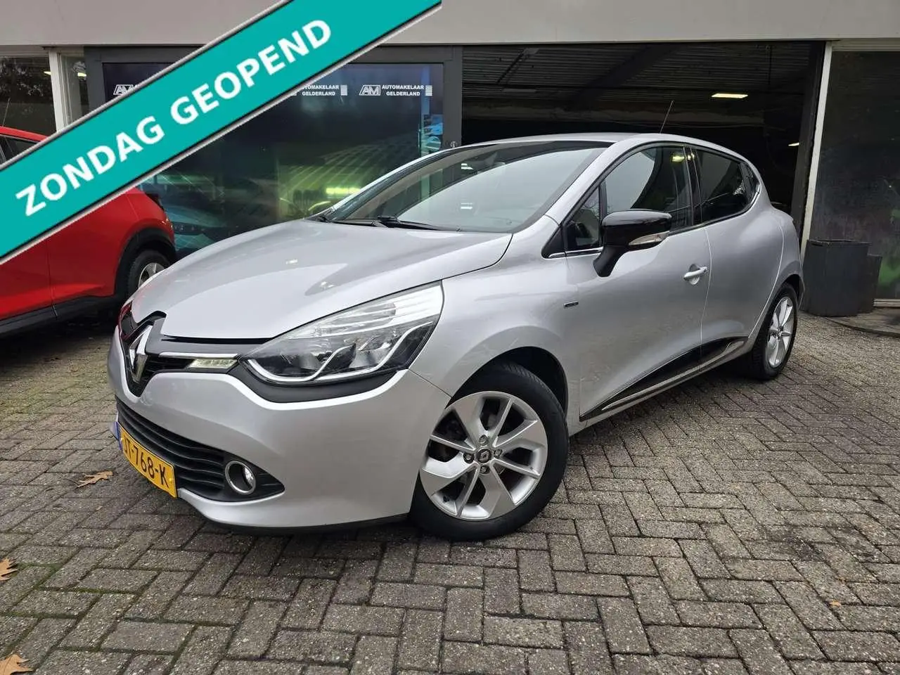 Photo 1 : Renault Clio 2016 Petrol