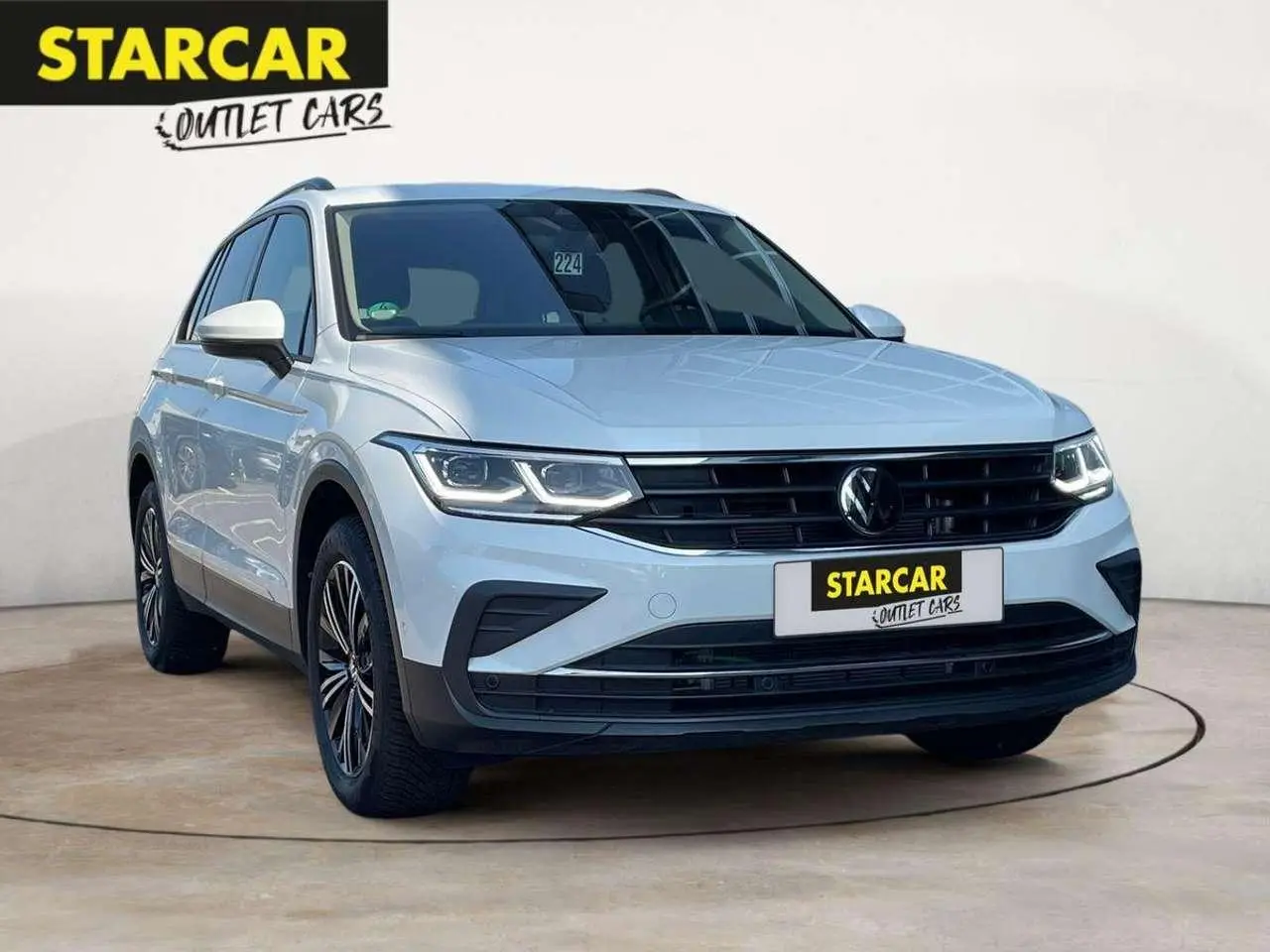 Photo 1 : Volkswagen Tiguan 2023 Petrol