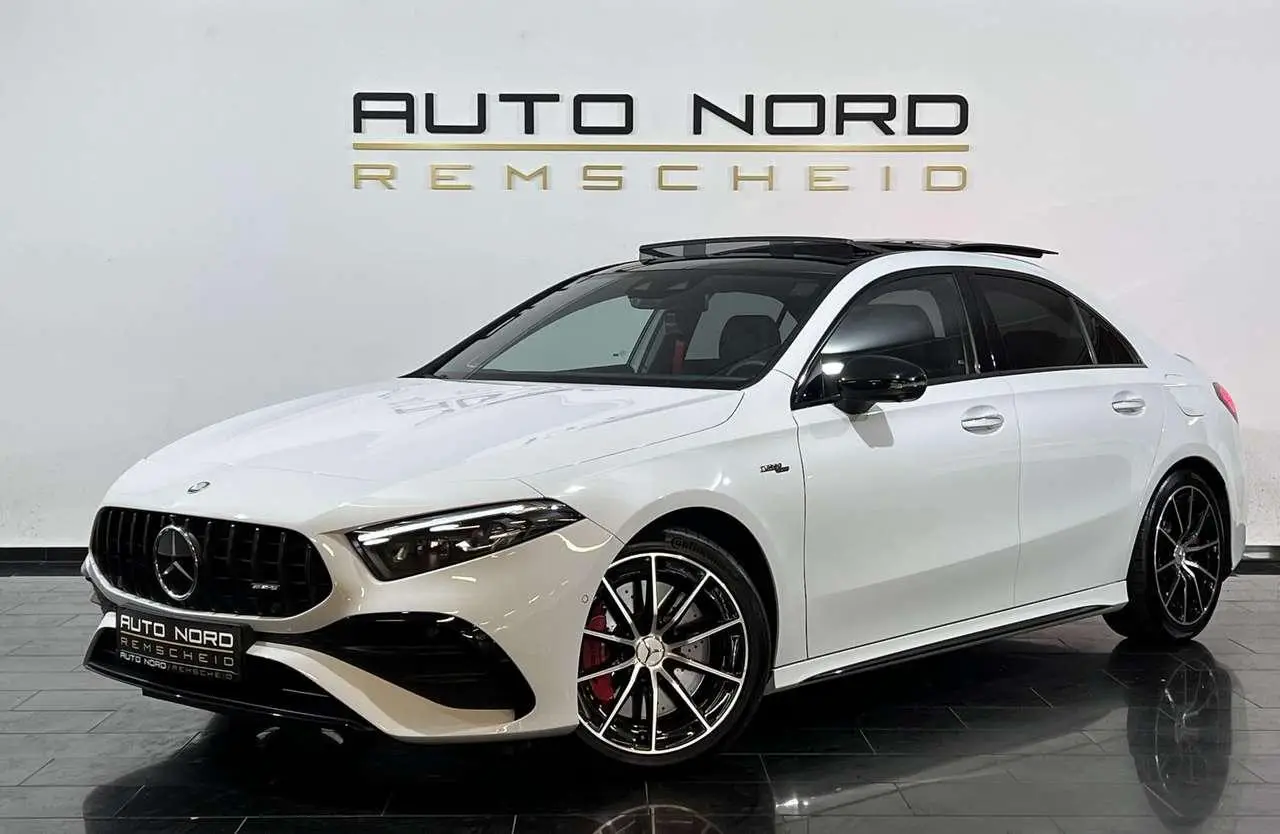 Photo 1 : Mercedes-benz Classe A 2023 Petrol