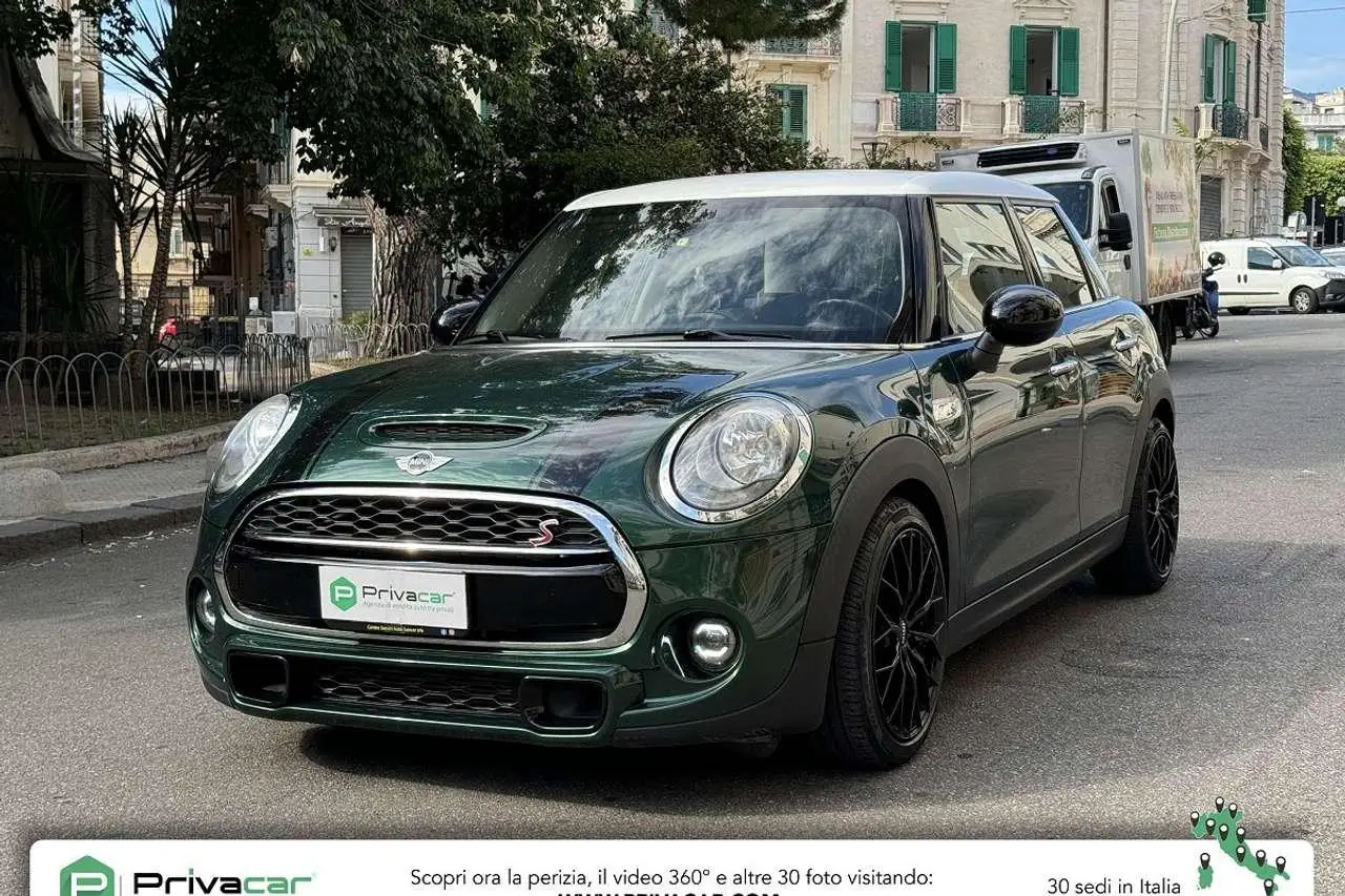 Photo 1 : Mini Cooper 2016 Diesel