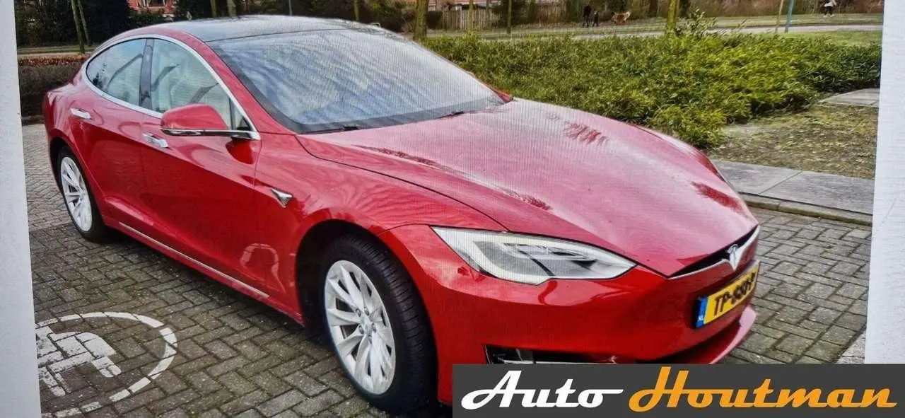 Photo 1 : Tesla Model S 2018 Électrique