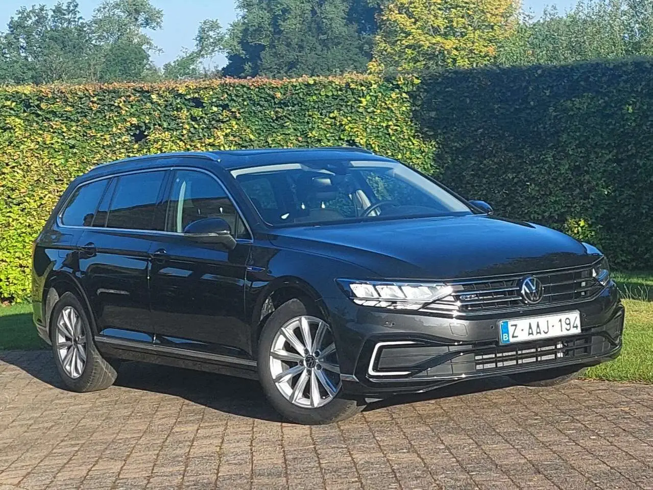 Photo 1 : Volkswagen Passat 2023 Hybrid