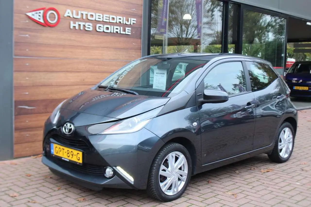 Photo 1 : Toyota Aygo 2017 Essence