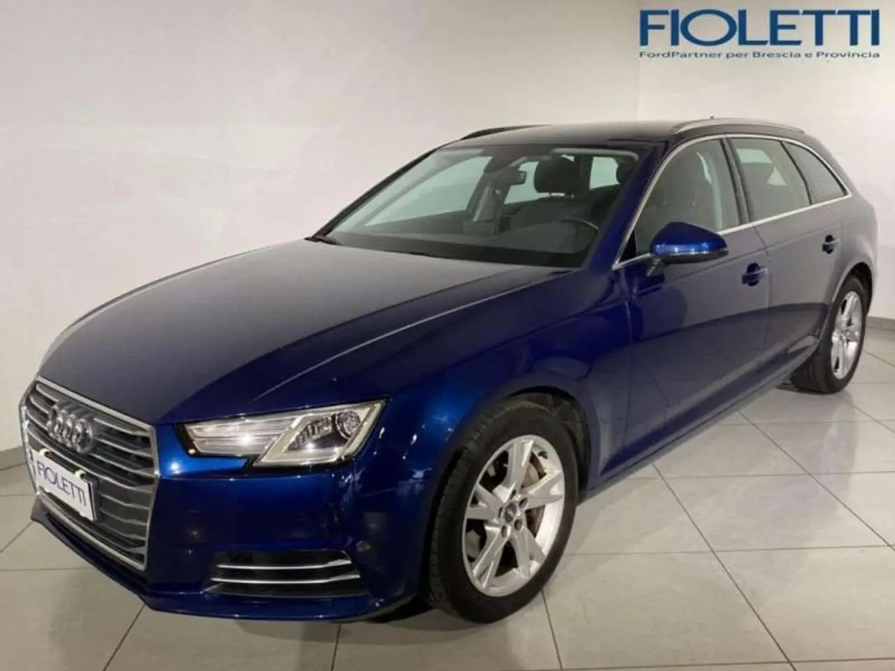 Photo 1 : Audi A4 2017 Diesel