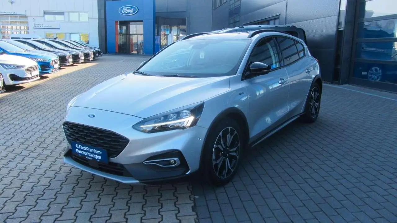 Photo 1 : Ford Focus 2020 Essence