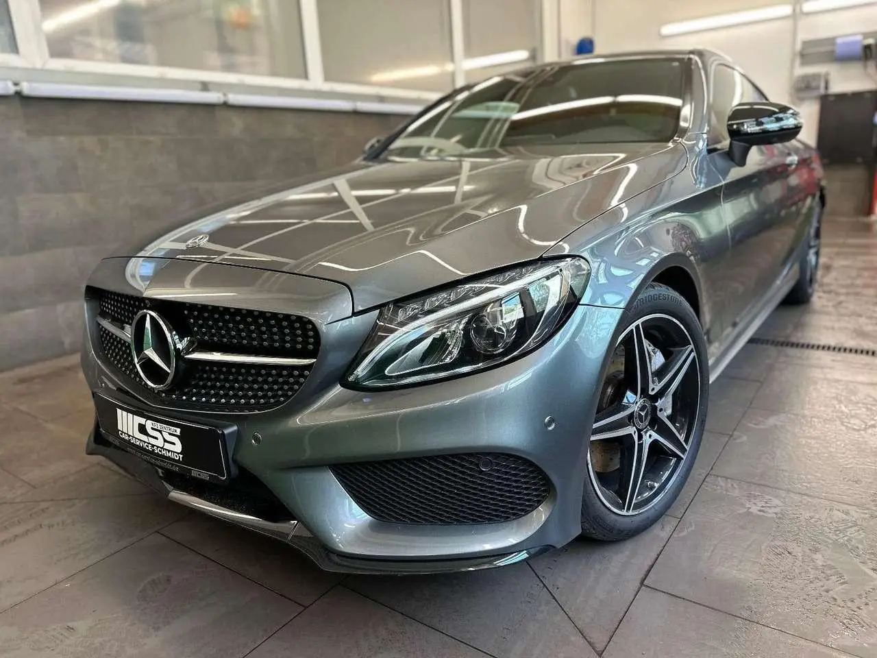 Photo 1 : Mercedes-benz Classe C 2018 Petrol