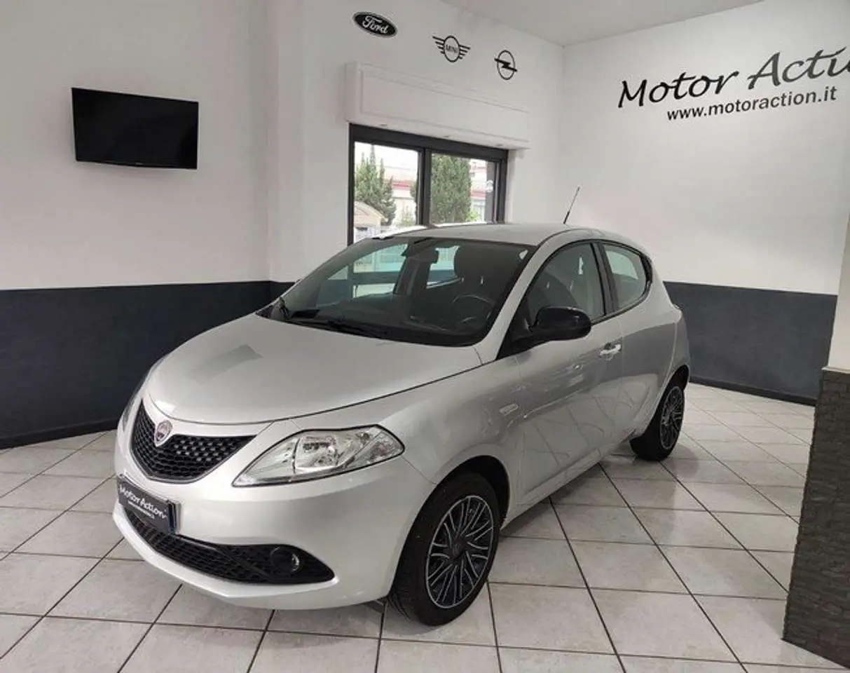 Photo 1 : Lancia Ypsilon 2020 LPG