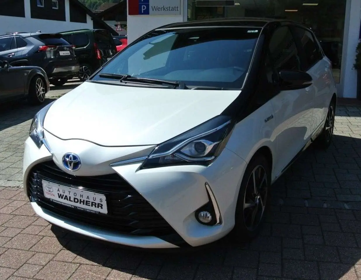 Photo 1 : Toyota Yaris 2020 Hybride