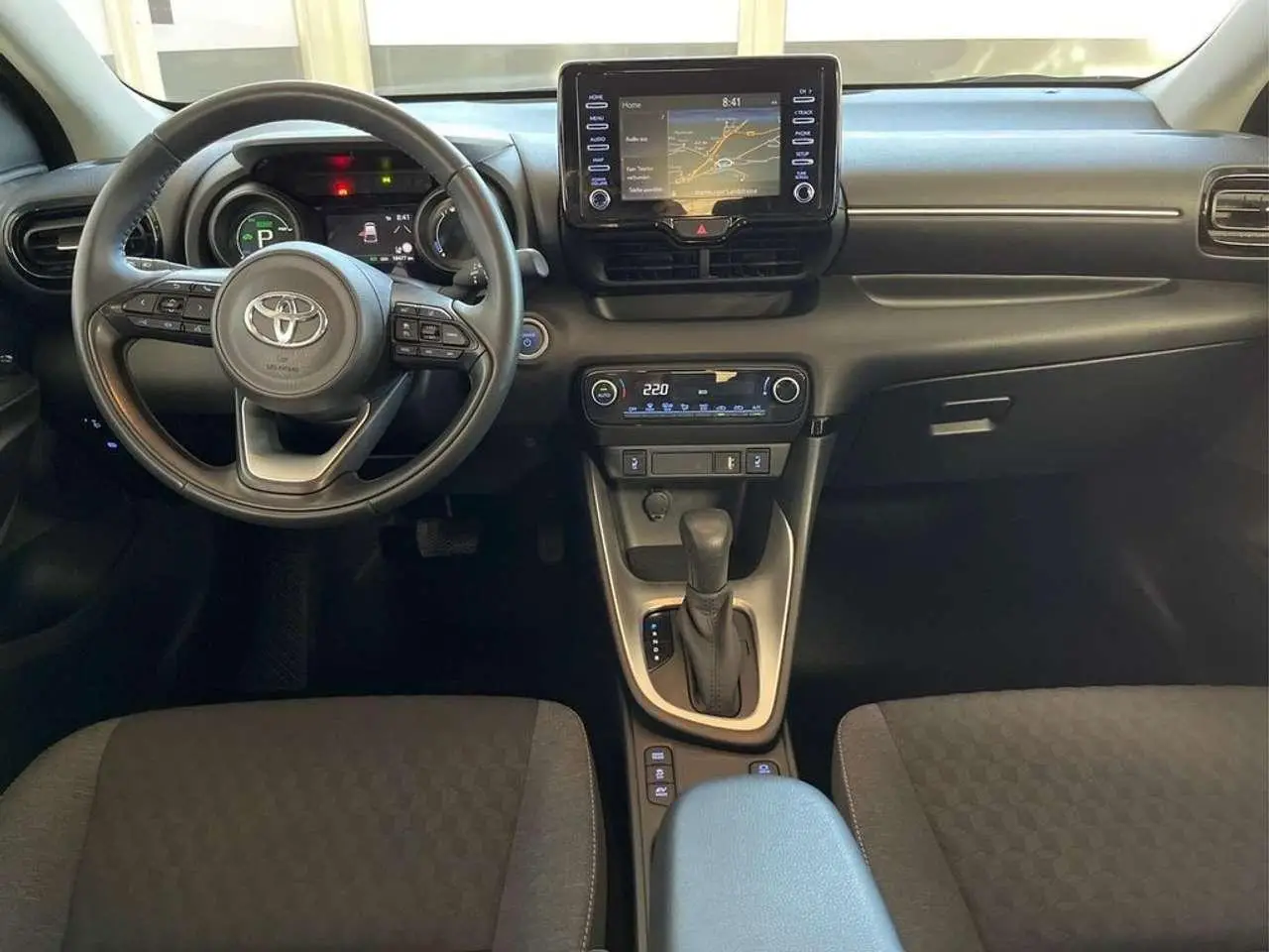 Photo 1 : Toyota Yaris 2021 Hybrid