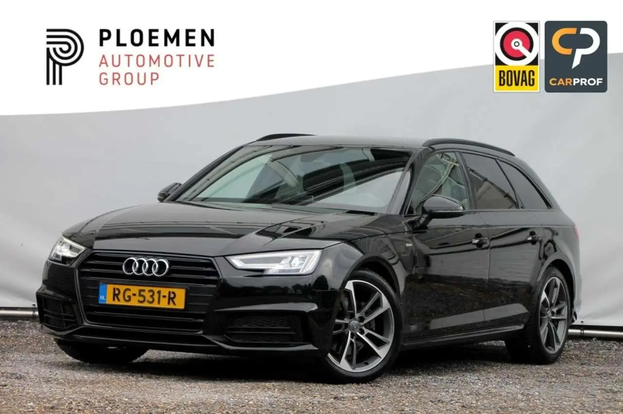 Photo 1 : Audi A4 2018 Petrol