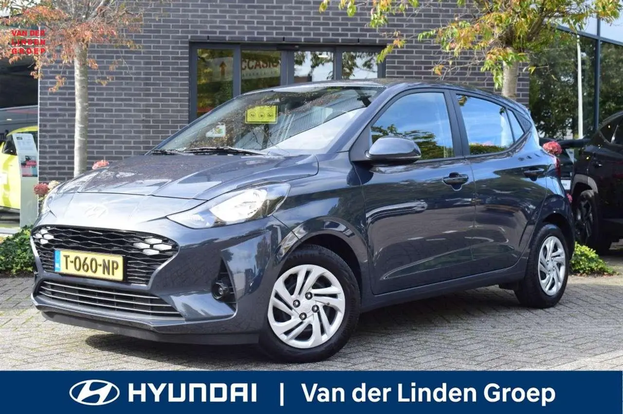 Photo 1 : Hyundai I10 2023 Petrol