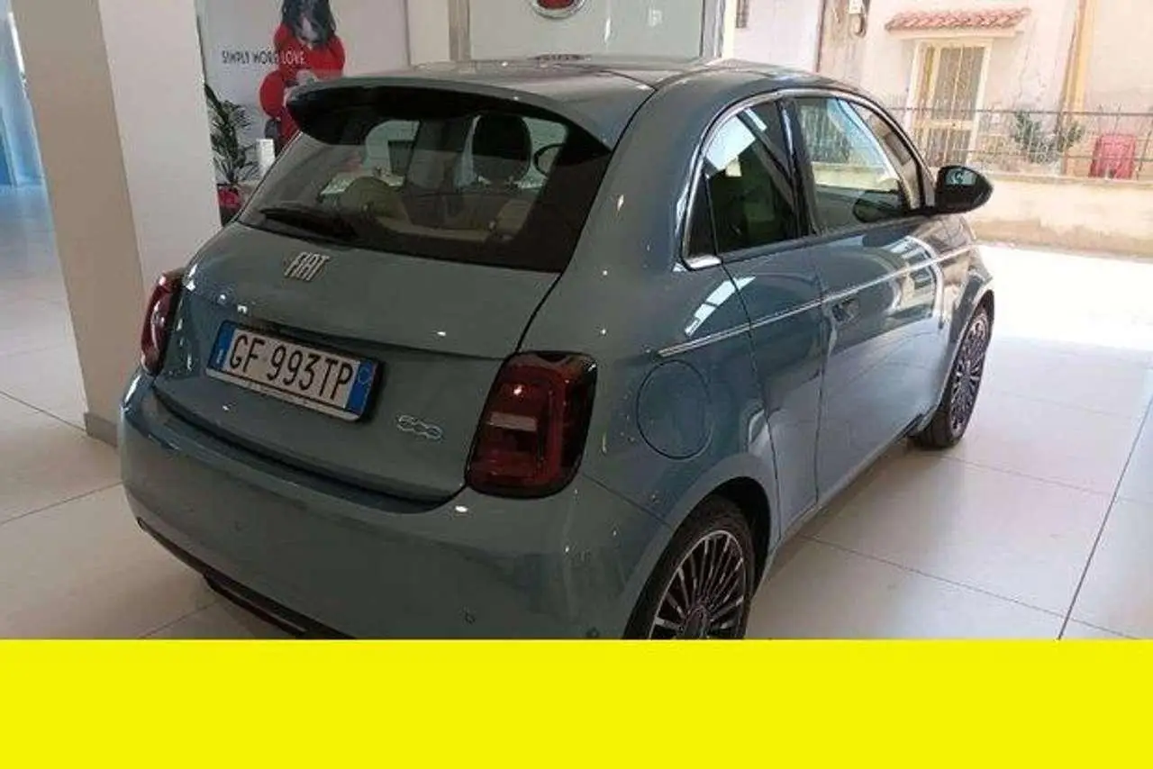 Photo 1 : Fiat 500 2021 Electric