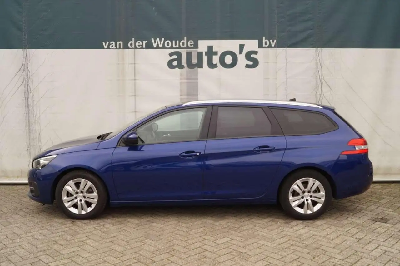 Photo 1 : Peugeot 308 2019 Petrol