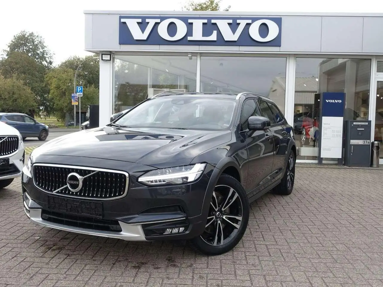 Photo 1 : Volvo V90 2018 Diesel