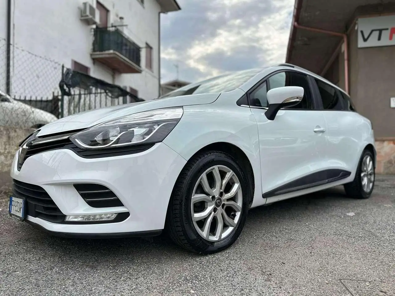 Photo 1 : Renault Clio 2018 Diesel