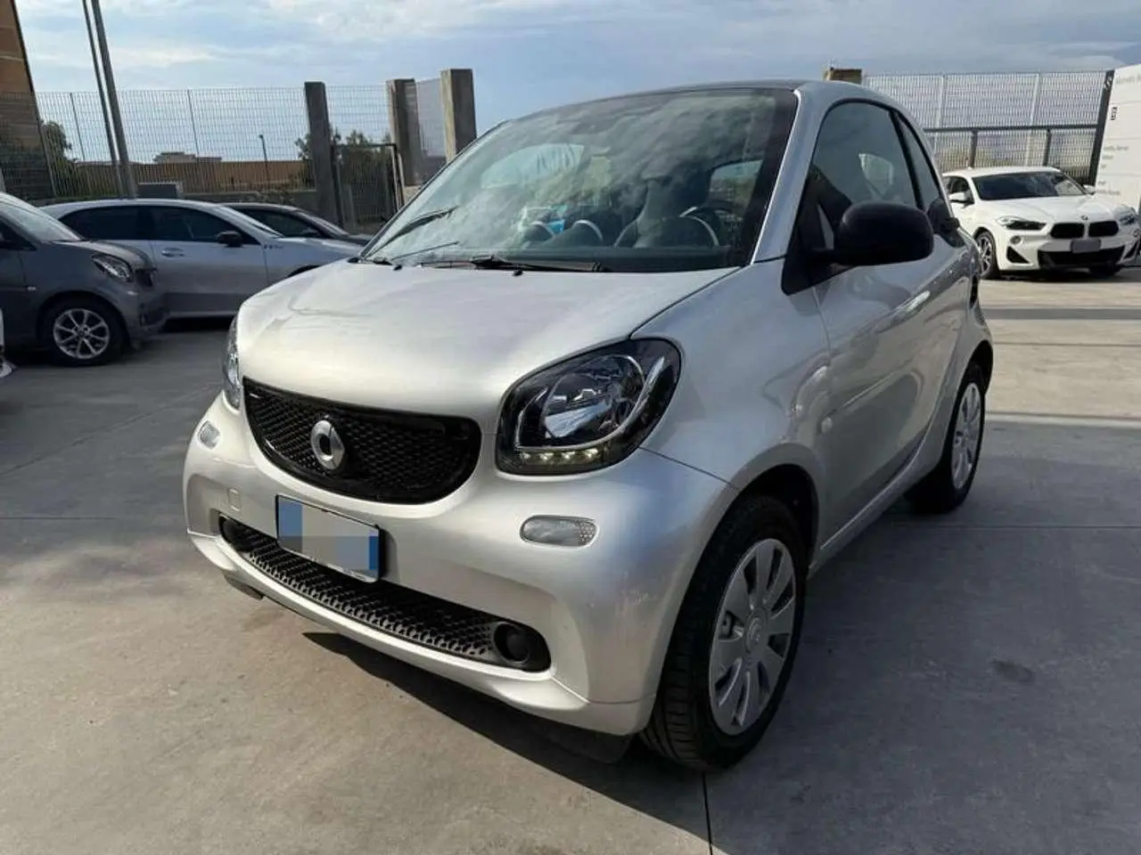 Photo 1 : Smart Fortwo 2019 Petrol