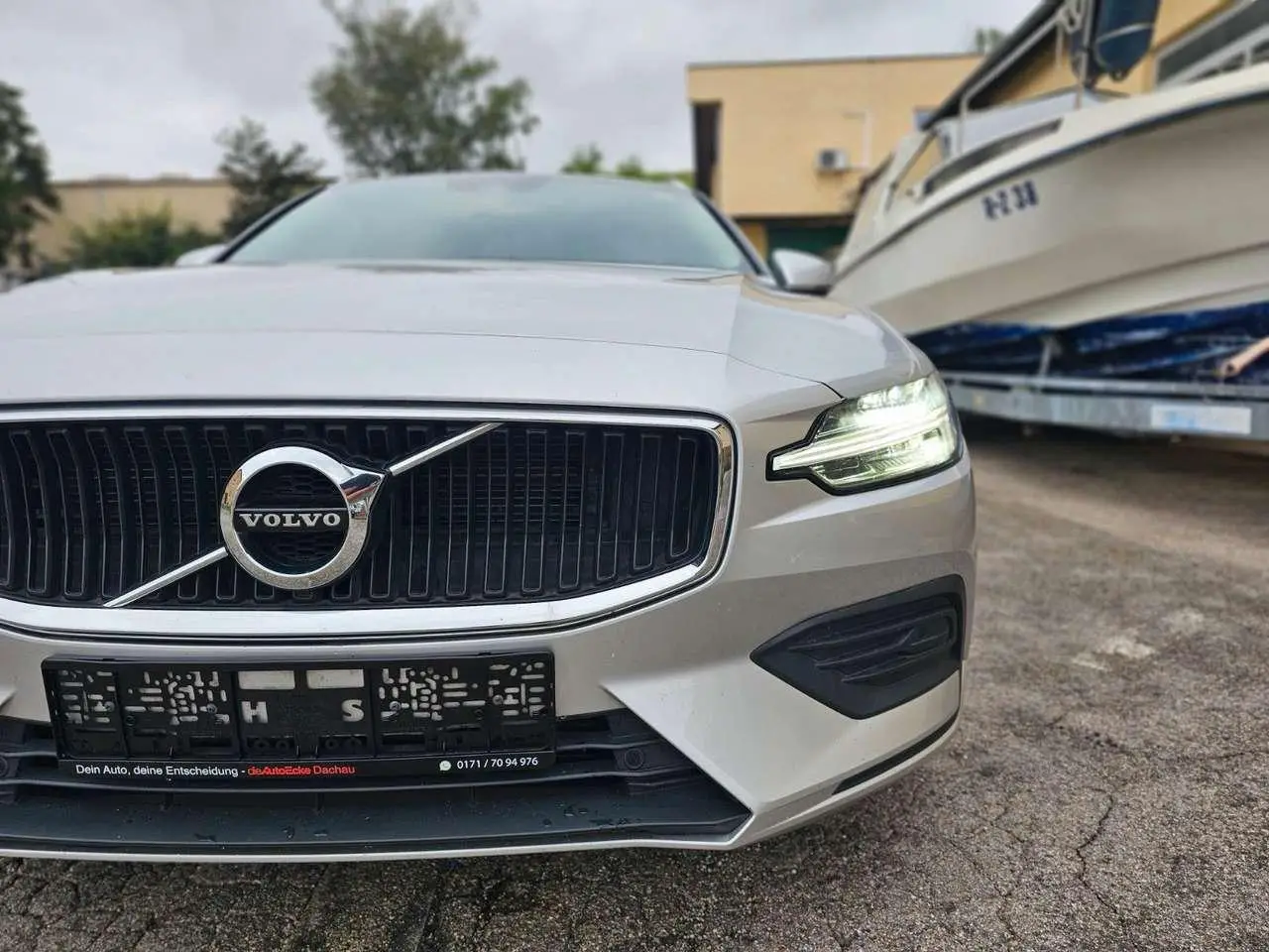 Photo 1 : Volvo V60 2020 Essence