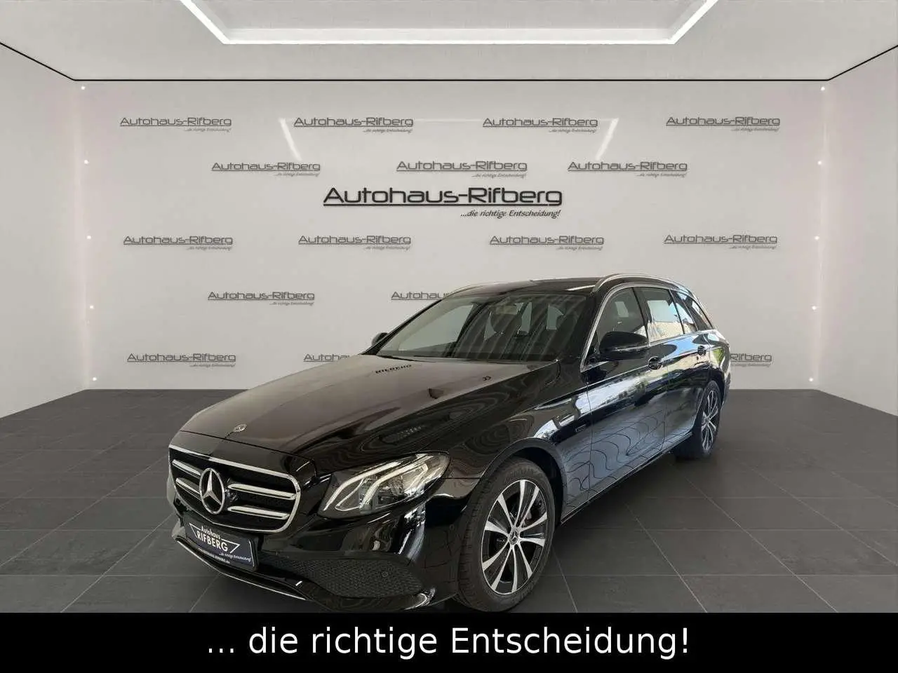 Photo 1 : Mercedes-benz Classe E 2020 Hybride