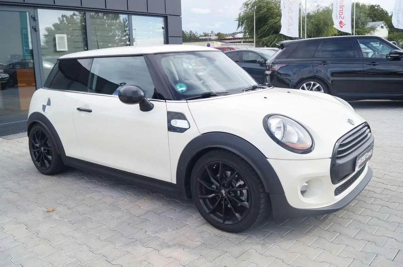 Photo 1 : Mini One 2014 Petrol