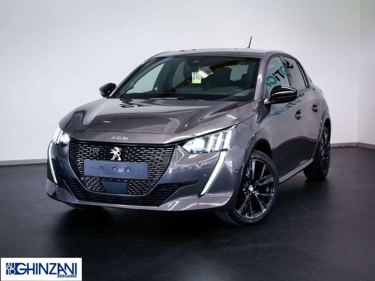 Photo 1 : Peugeot 208 2024 Petrol