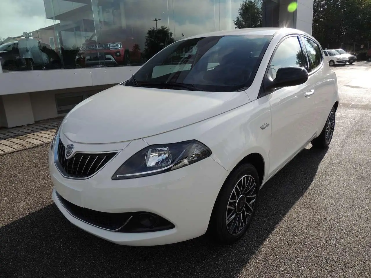 Photo 1 : Lancia Ypsilon 2024 Hybrid