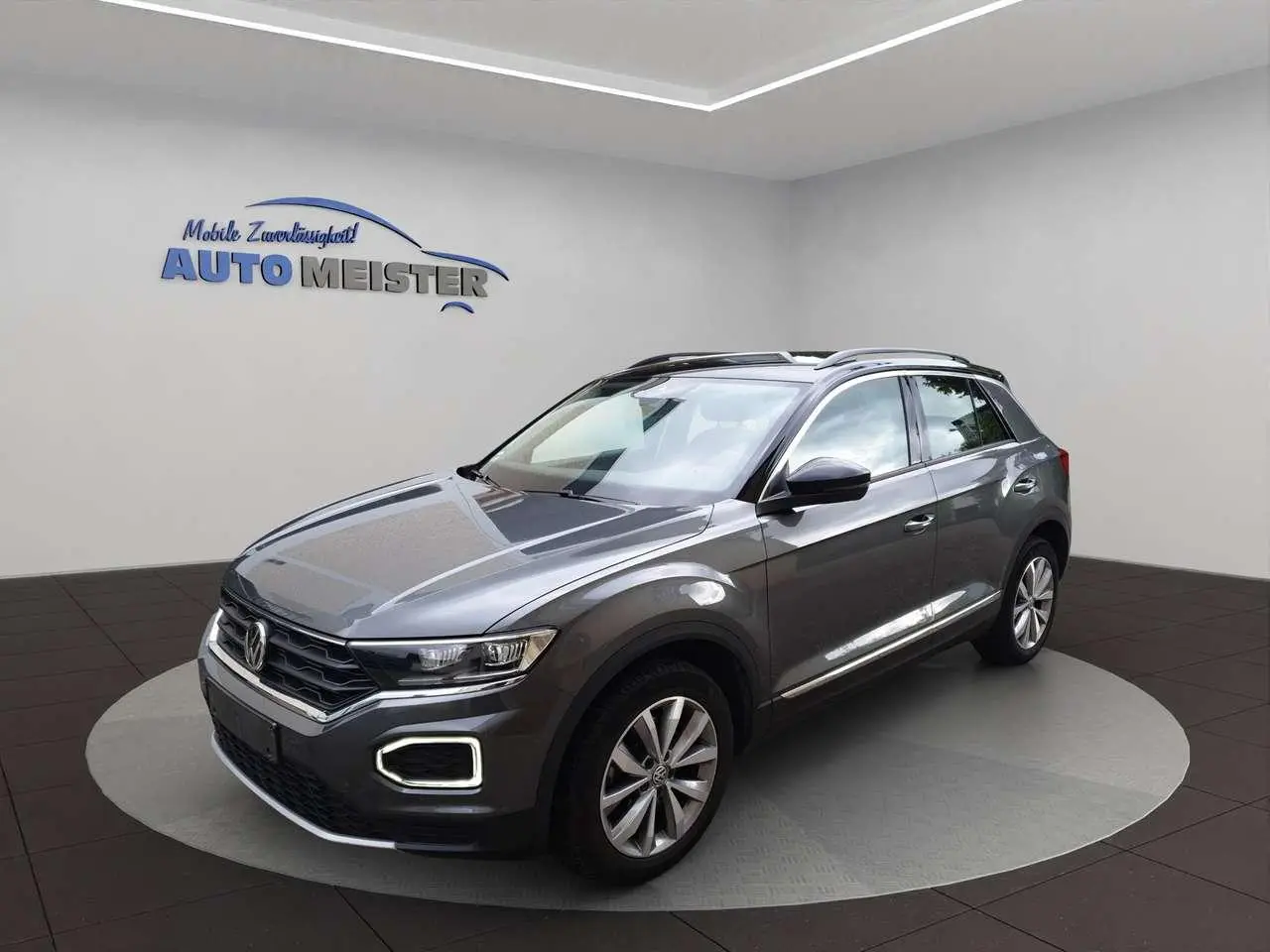 Photo 1 : Volkswagen T-roc 2018 Essence