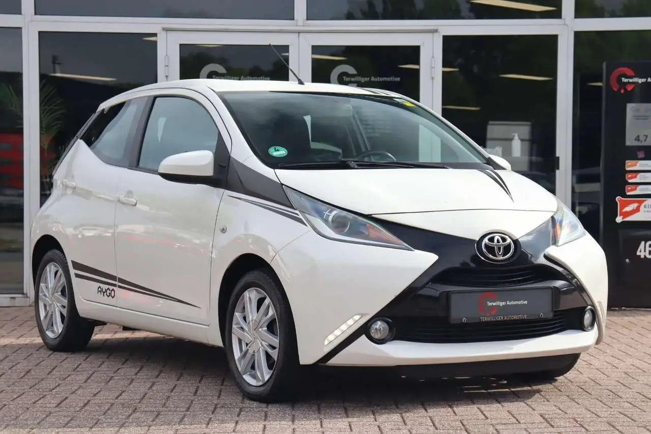 Photo 1 : Toyota Aygo 2014 Essence