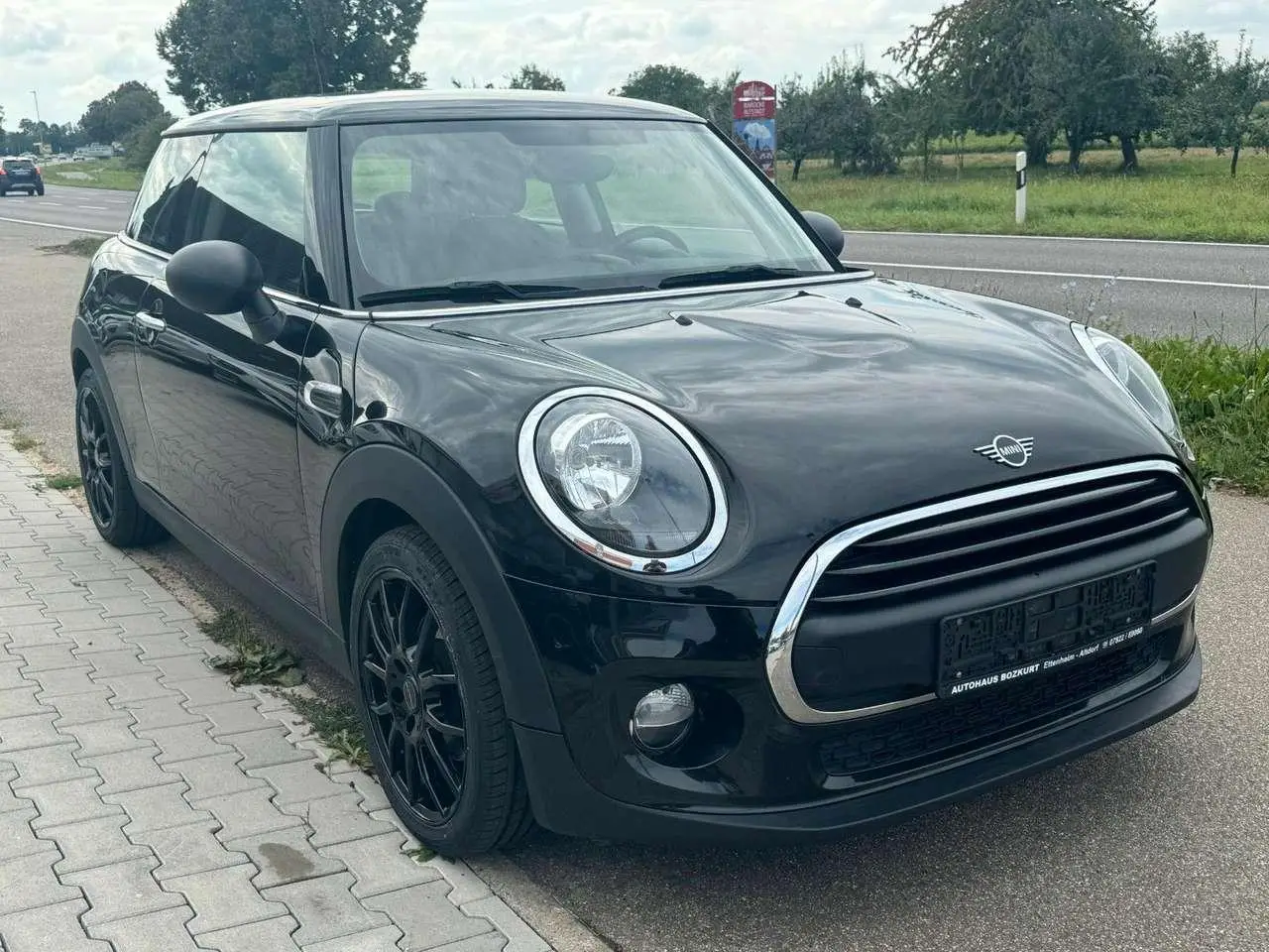 Photo 1 : Mini One 2019 Petrol