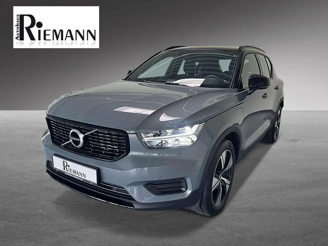 Photo 1 : Volvo Xc40 2021 Hybride