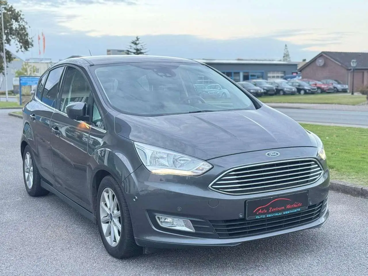 Photo 1 : Ford C-max 2018 Petrol