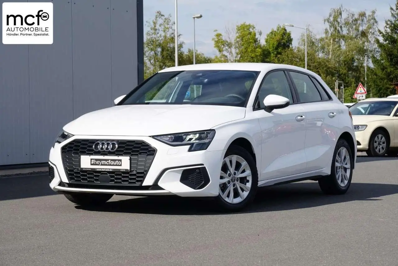 Photo 1 : Audi A3 2023 Petrol